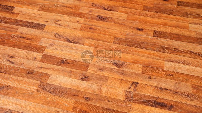 瓷砖上铺地板，揭秘十大品牌背后的选材逻辑